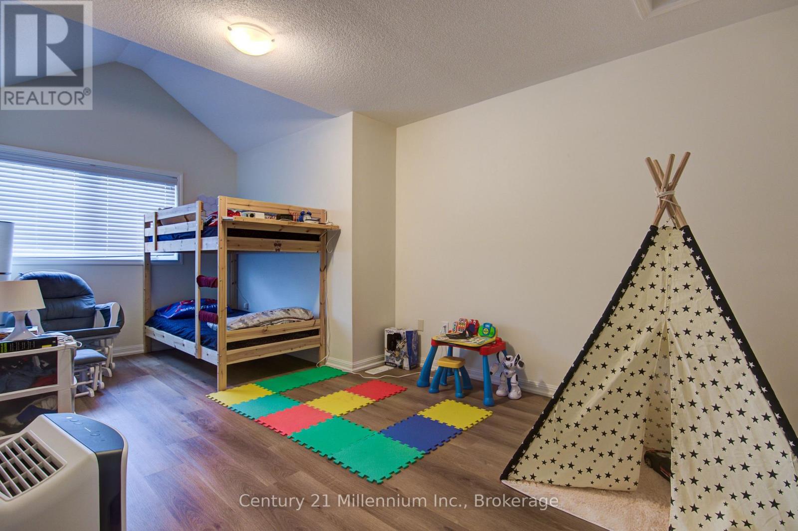 10 Providence Way, Wasaga Beach, Ontario  L9Z 0G3 - Photo 13 - S13037502