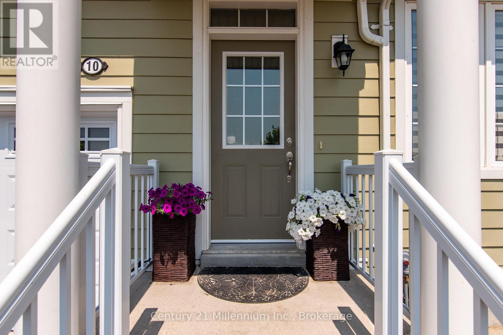 10 Providence Way, Wasaga Beach, Ontario  L9Z 0G3 - Photo 2 - S13037502