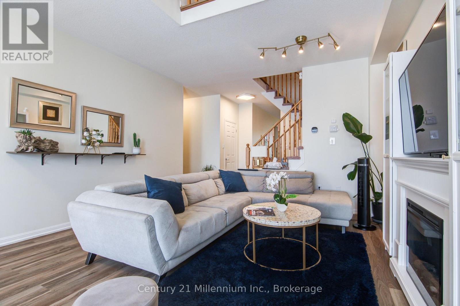 10 Providence Way, Wasaga Beach, Ontario  L9Z 0G3 - Photo 7 - S13037502