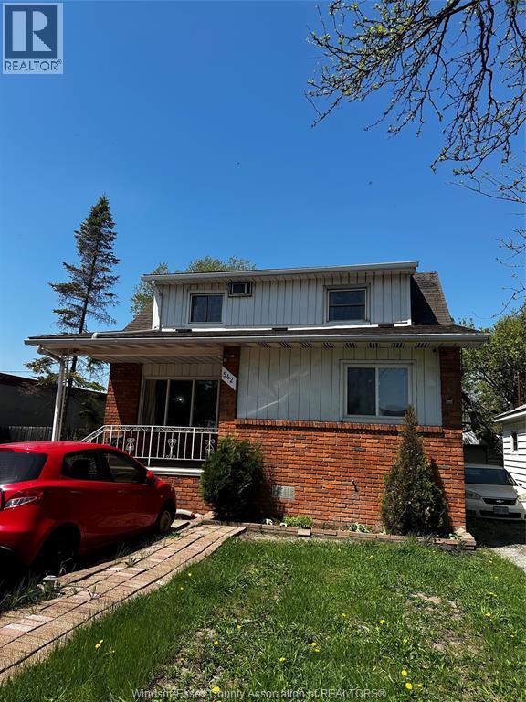 MLS# 26008804: 542 CHARLES, Windsor, Canada