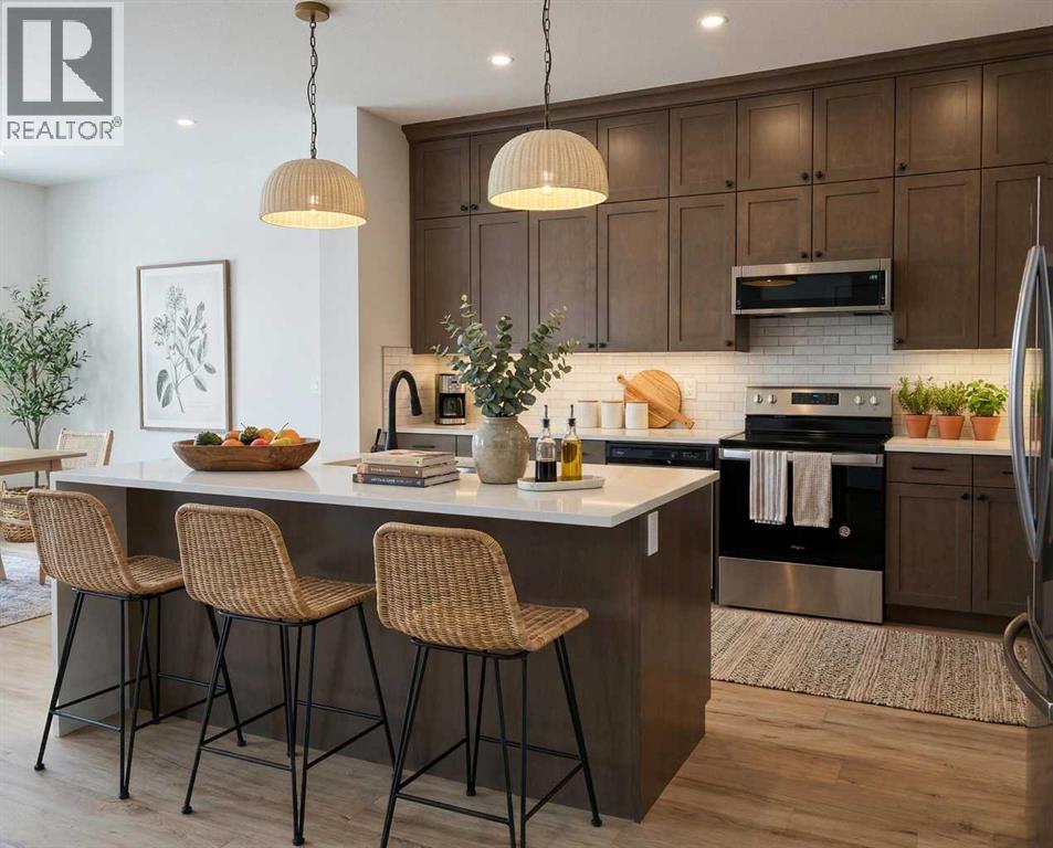 115 Crestview Boulevard, Sylvan Lake, Alberta  T4S 0V8 - Photo 2 - A2297977