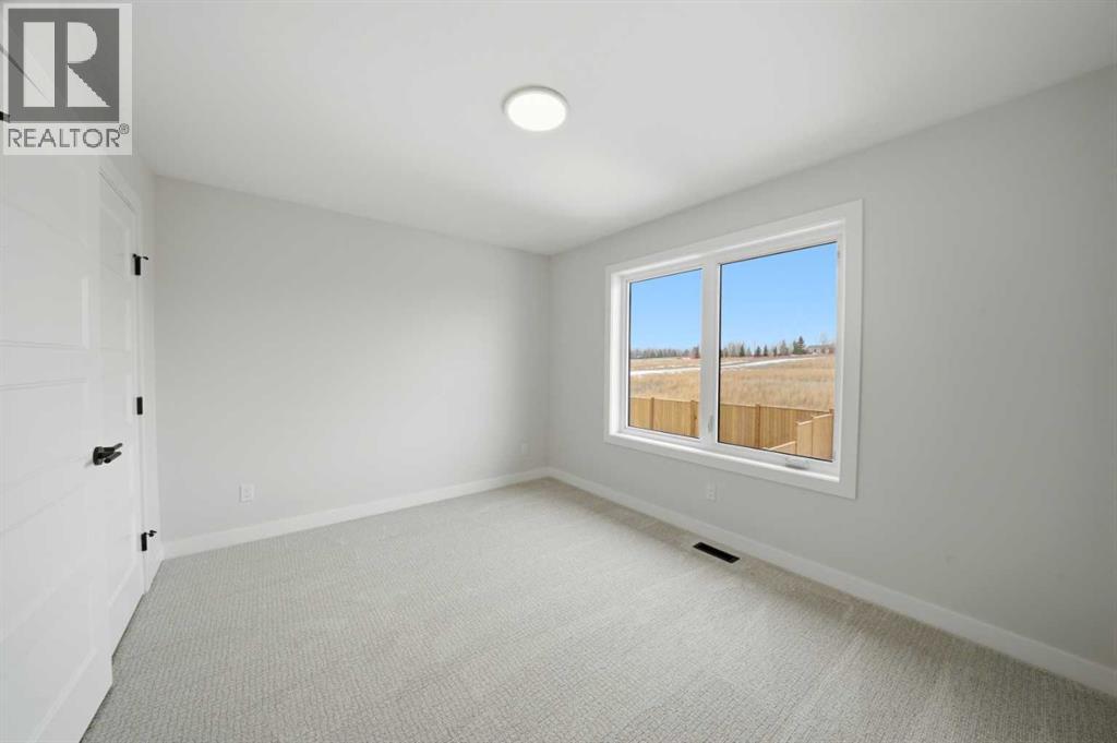 115 Crestview Boulevard, Sylvan Lake, Alberta  T4S 0V8 - Photo 32 - A2297977