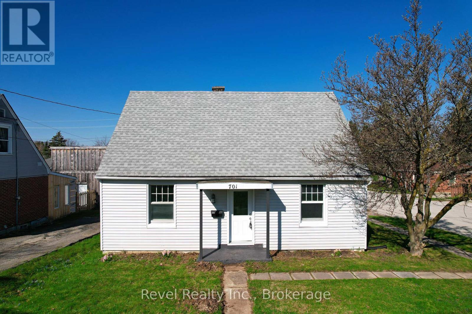 701 5TH STREET E, Owen Sound, Ontario