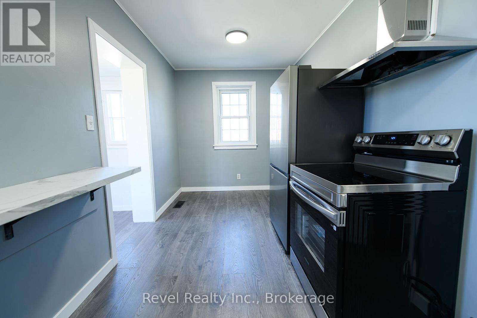 701 5th Street E, Owen Sound, Ontario  N4K 1E4 - Photo 18 - X13037492