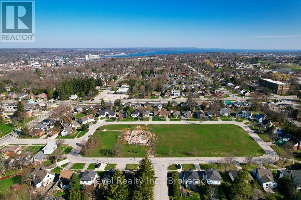 701 5th Street E, Owen Sound, Ontario  N4K 1E4 - Photo 35 - X13037492