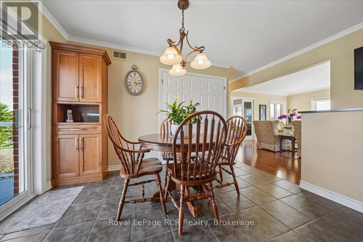 137525 Concession 7 Road, Georgian Bluffs, Ontario  N4K 5N5 - Photo 13 - X13037550