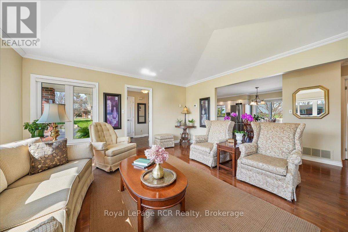 137525 Concession 7 Road, Georgian Bluffs, Ontario  N4K 5N5 - Photo 14 - X13037550