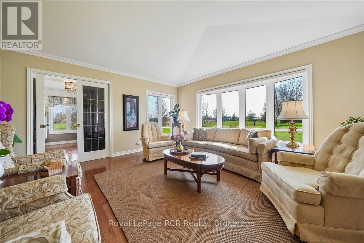 137525 Concession 7 Road, Georgian Bluffs, Ontario  N4K 5N5 - Photo 16 - X13037550