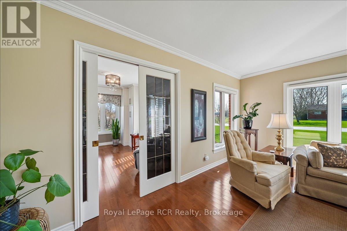 137525 Concession 7 Road, Georgian Bluffs, Ontario  N4K 5N5 - Photo 17 - X13037550