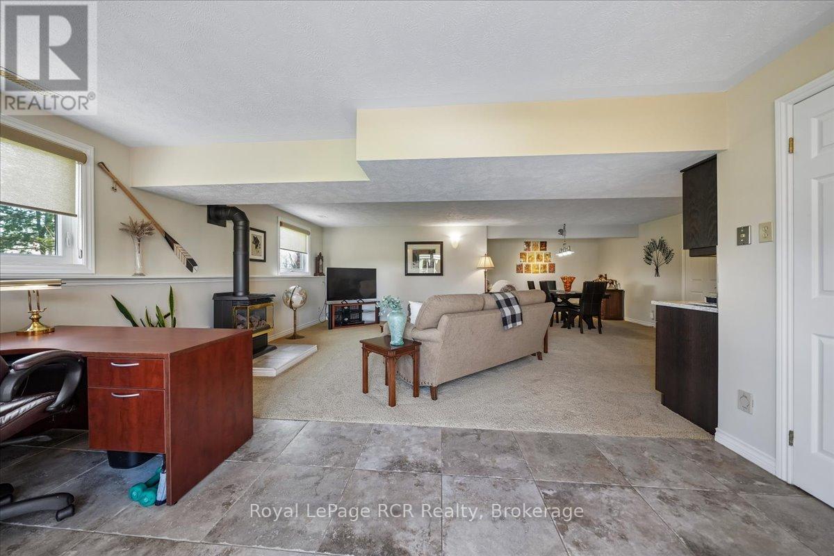 137525 Concession 7 Road, Georgian Bluffs, Ontario  N4K 5N5 - Photo 36 - X13037550