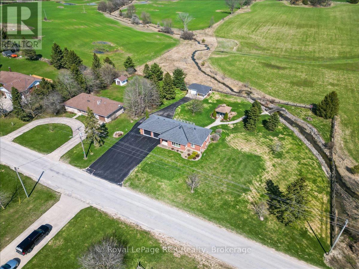 137525 Concession 7 Road, Georgian Bluffs, Ontario  N4K 5N5 - Photo 4 - X13037550