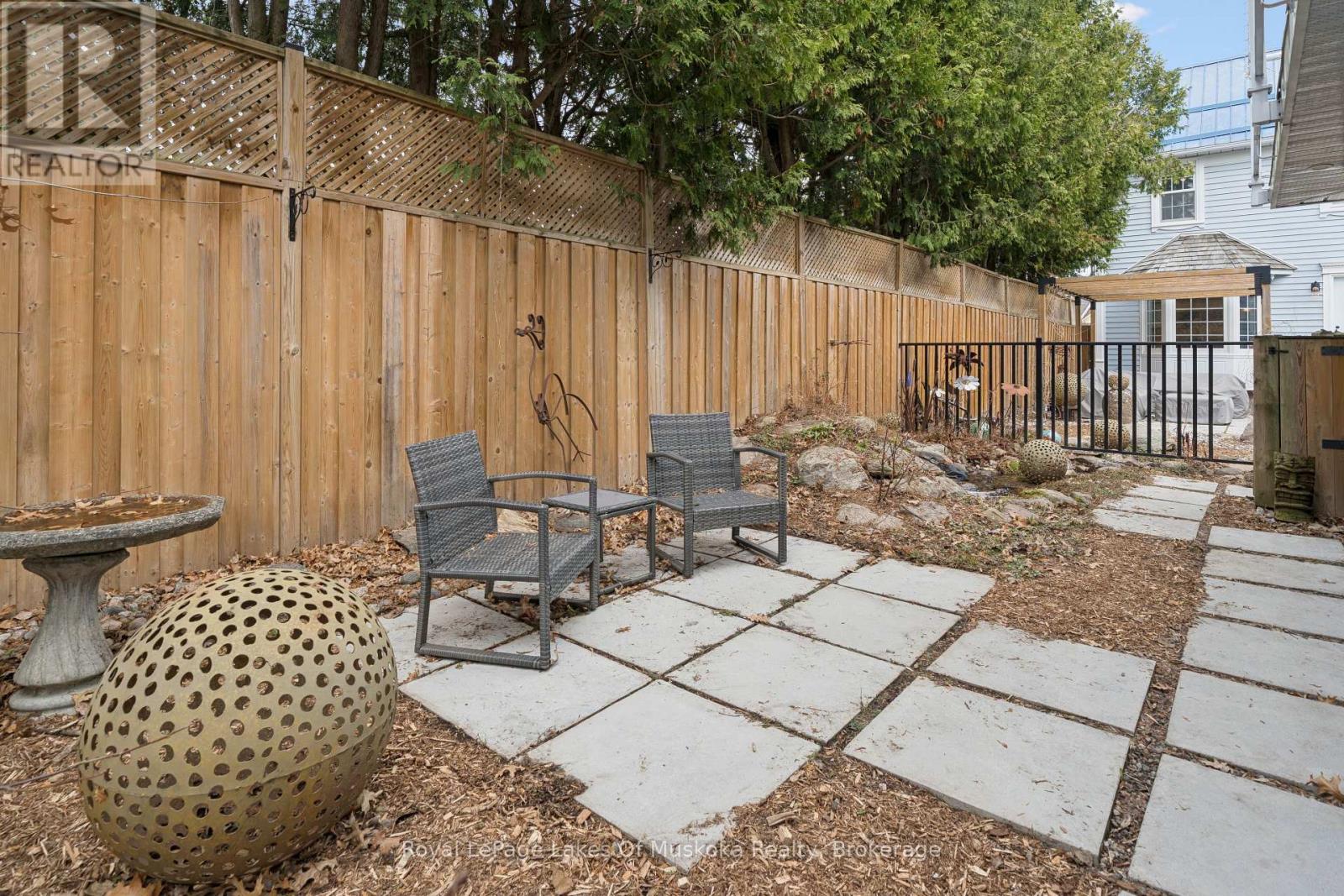 212 James Street, Bracebridge, Ontario  P1L 2B8 - Photo 35 - X13037628