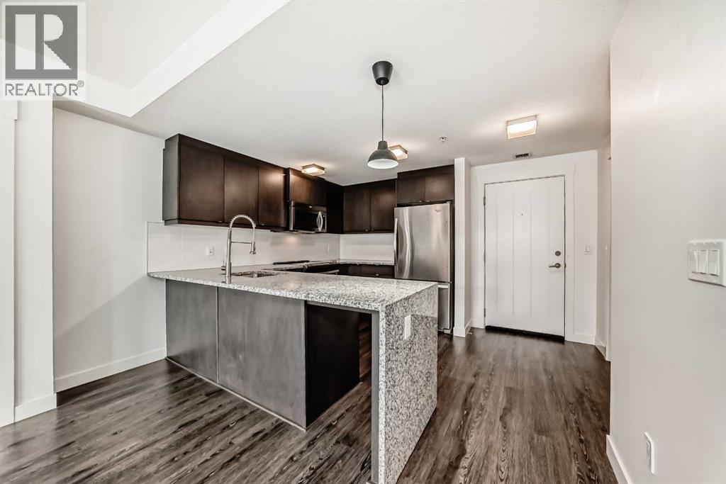 121, 15 Aspenmont Heights SW, Calgary, Alberta  T3H 0E3 - Photo 1 - A2289784