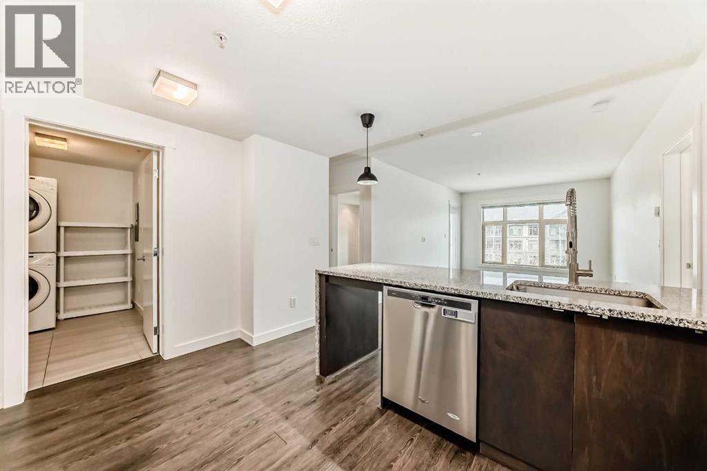 121, 15 Aspenmont Heights SW, Calgary, Alberta  T3H 0E3 - Photo 6 - A2289784