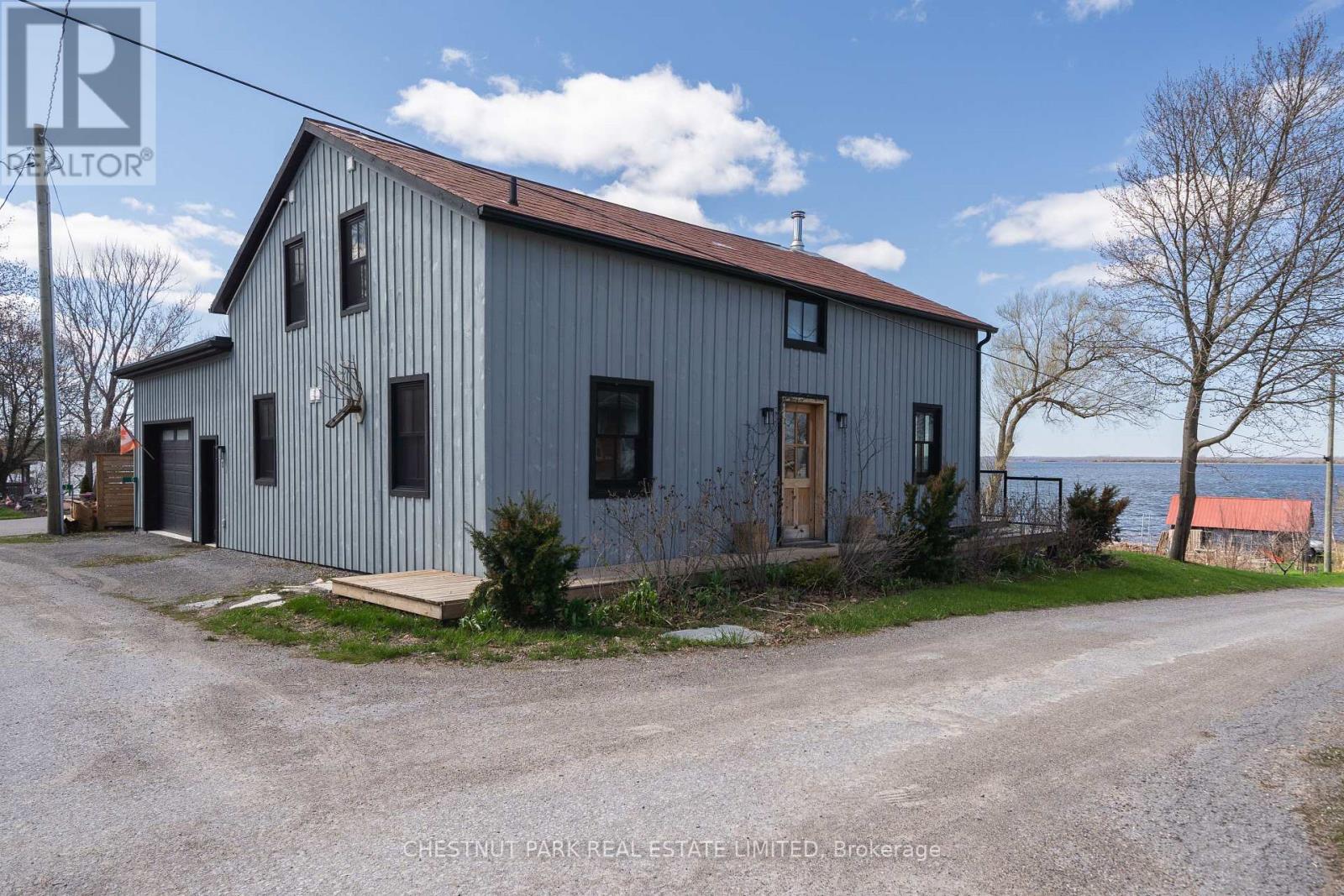 5 SOLMES STREET, Prince Edward County, Ontario