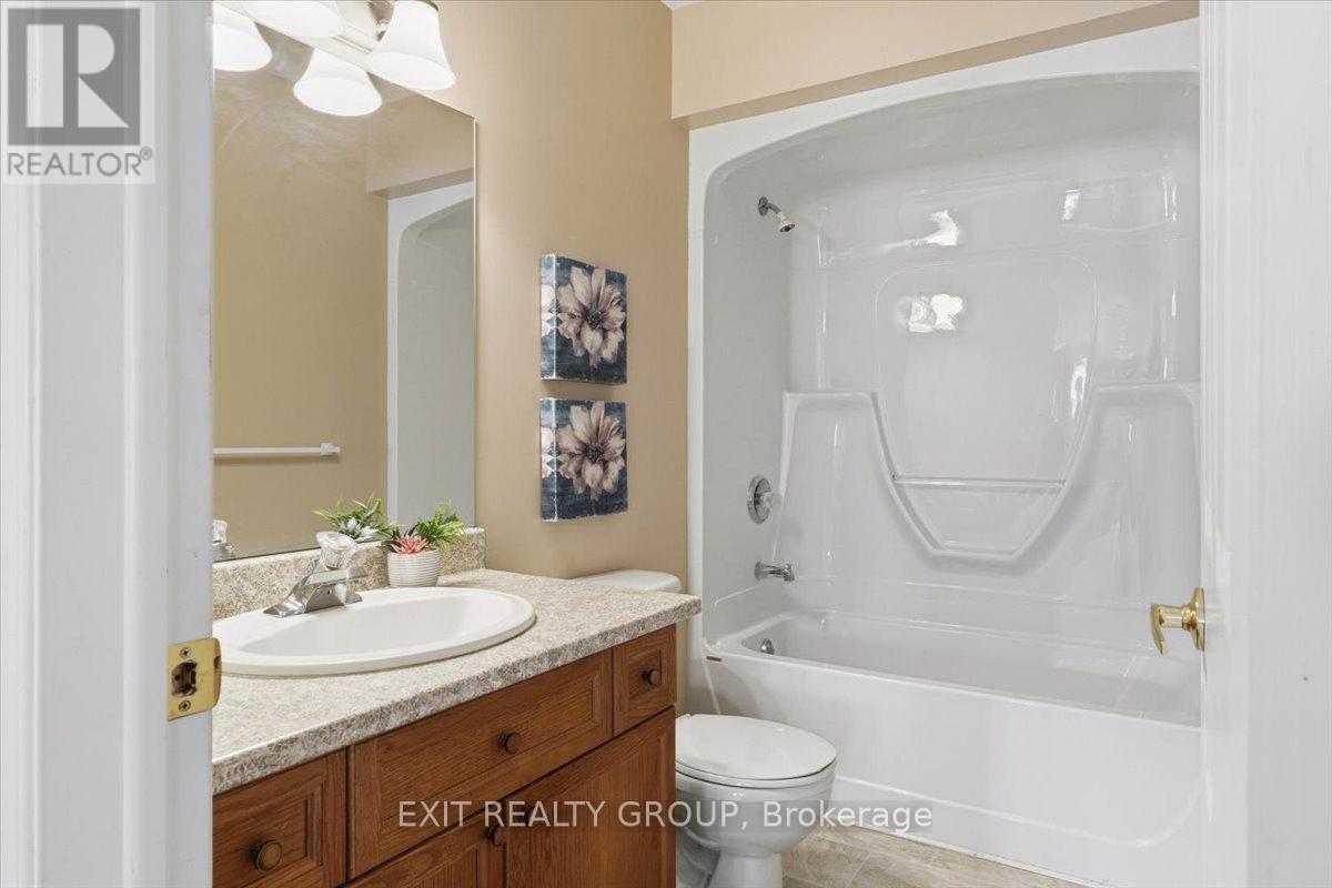 334 Bridge Street W, Belleville, Ontario  K8P 5M1 - Photo 22 - X13037630