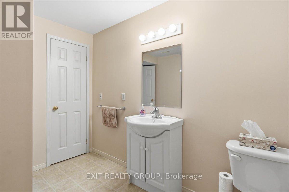 334 Bridge Street W, Belleville, Ontario  K8P 5M1 - Photo 28 - X13037630