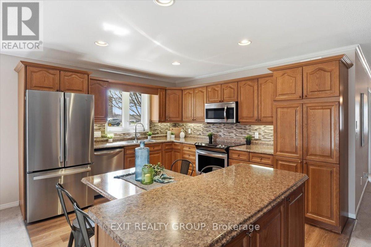 334 Bridge Street W, Belleville, Ontario  K8P 5M1 - Photo 6 - X13037630