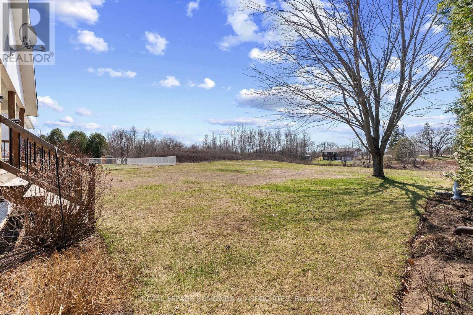 17 Minto Street, Whitewater Region, Ontario  K0J 1C0 - Photo 44 - X13022032