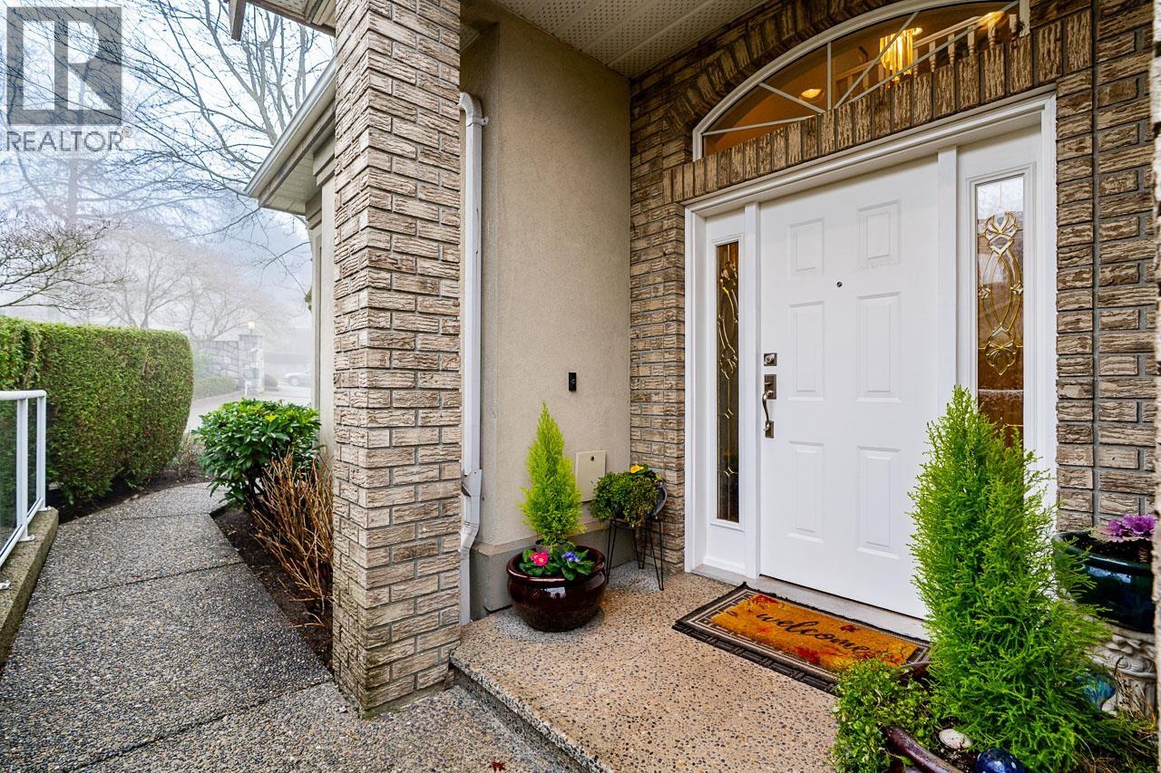 2 915 FORT FRASER RISE, Port Coquitlam, British Columbia