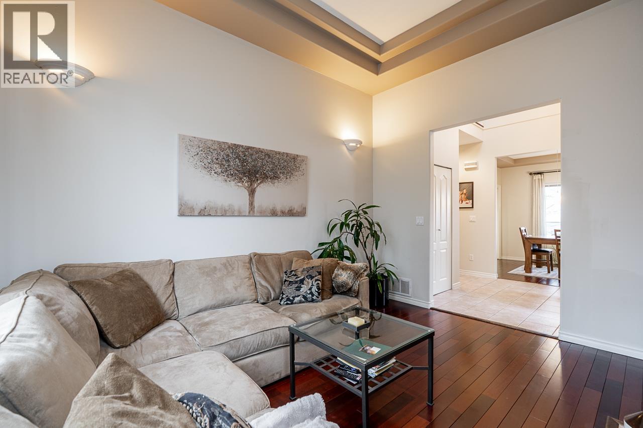 2 915 Fort Fraser Rise, Port Coquitlam, British Columbia  V3C 6K3 - Photo 6 - R3082236