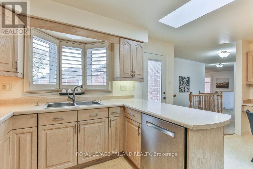 8 - 60 Rosecliffe Crescent, London South, Ontario  N6K 4E5 - Photo 10 - X13037504