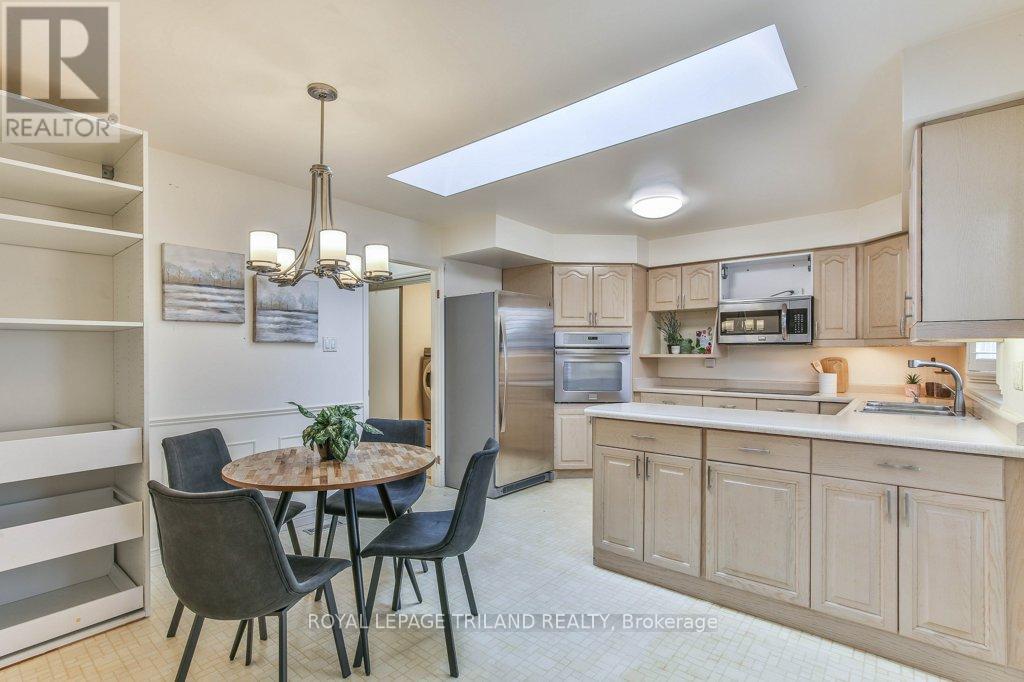 8 - 60 Rosecliffe Crescent, London South, Ontario  N6K 4E5 - Photo 12 - X13037504