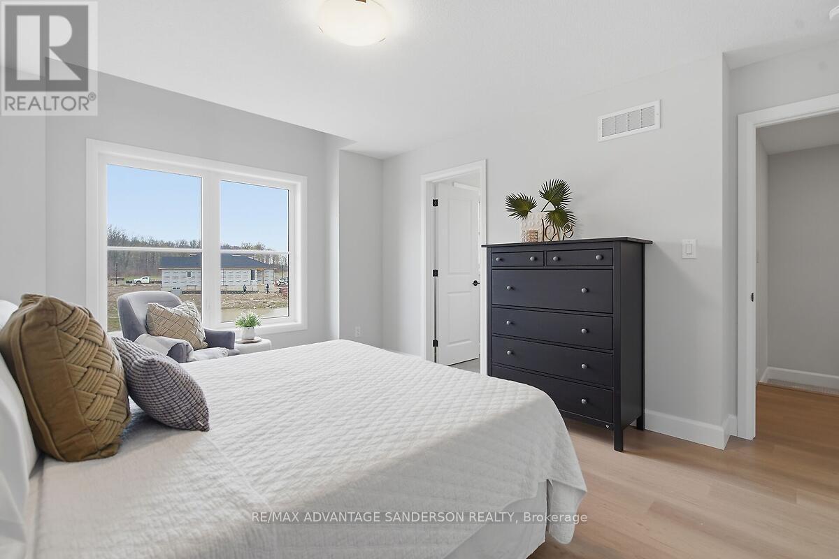 37 Purple Beech Street, Thames Centre, Ontario  N0M 2P0 - Photo 21 - X13037638