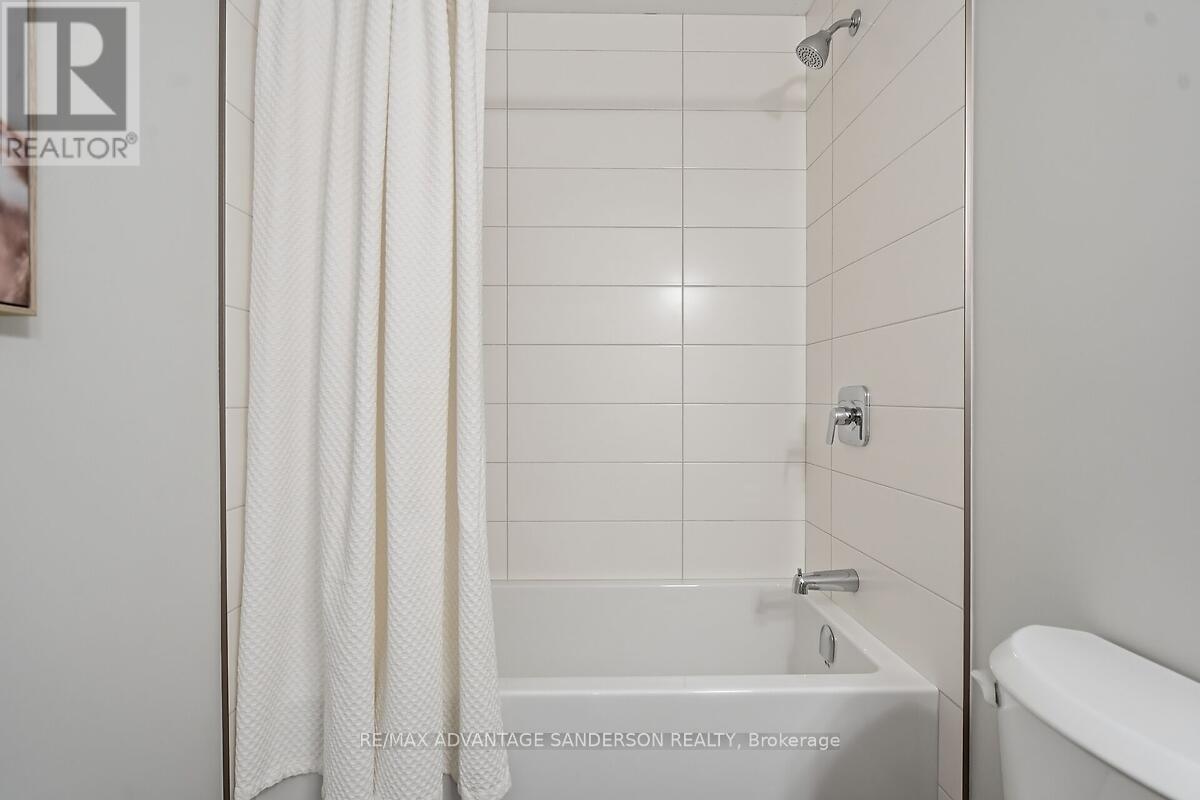 37 Purple Beech Street, Thames Centre, Ontario  N0M 2P0 - Photo 30 - X13037638