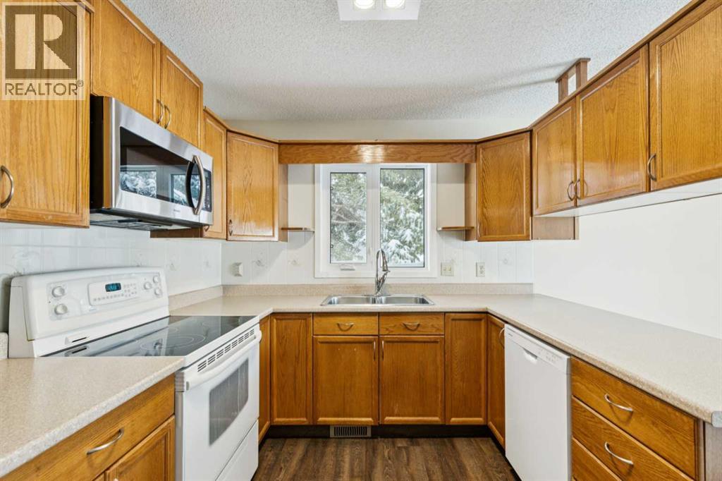 43 Macewan Park Heights NW, Calgary, Alberta  T3K 3W6 - Photo 8 - A2302261