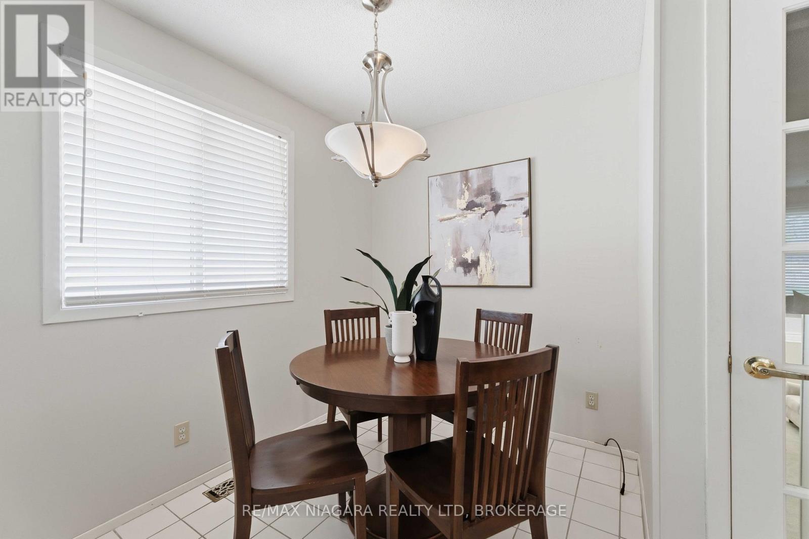 6156 Wildrose Crescent, Niagara Falls, Ontario  L2G 7T3 - Photo 12 - X13037430