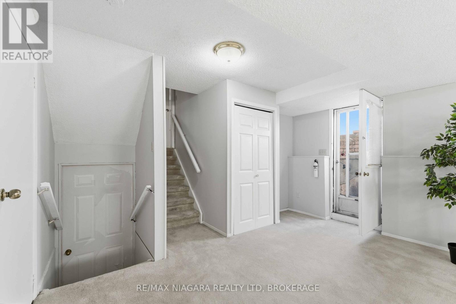 6156 Wildrose Crescent, Niagara Falls, Ontario  L2G 7T3 - Photo 19 - X13037430