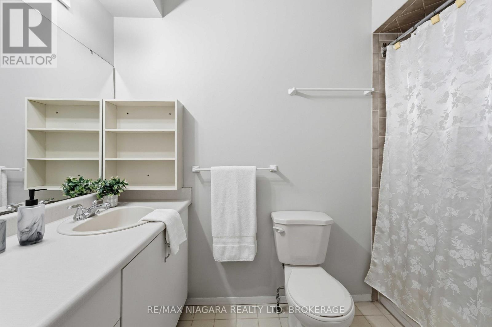 6156 Wildrose Crescent, Niagara Falls, Ontario  L2G 7T3 - Photo 24 - X13037430