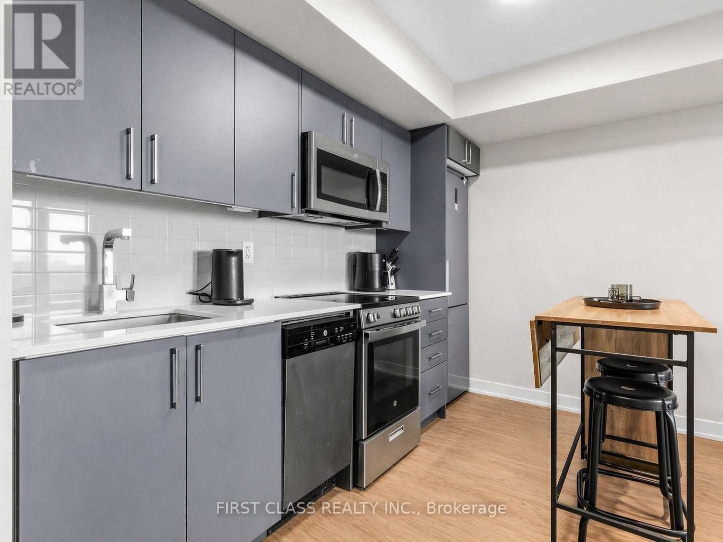 616 - 38 Monte Kwinter Court, Toronto, Ontario  M3H 0E2 - Photo 4 - C13032600