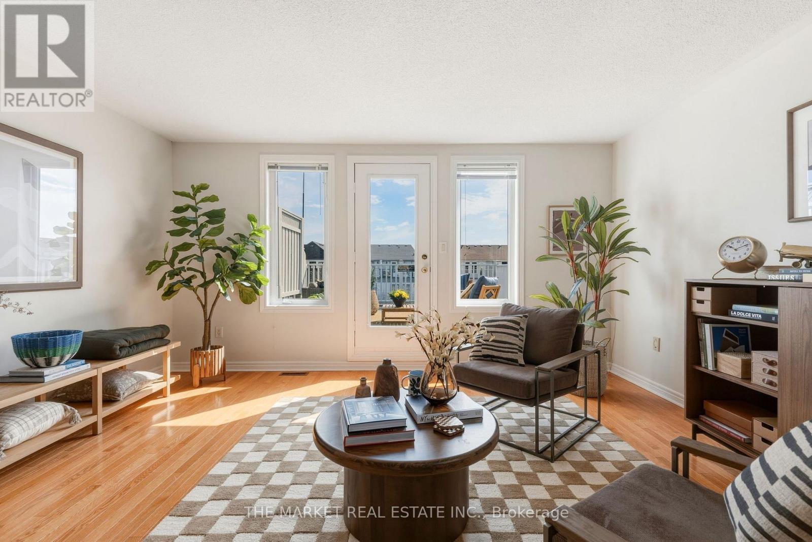 67 Winners Circle, Toronto, Ontario  M4L 3Y7 - Photo 33 - E13002800