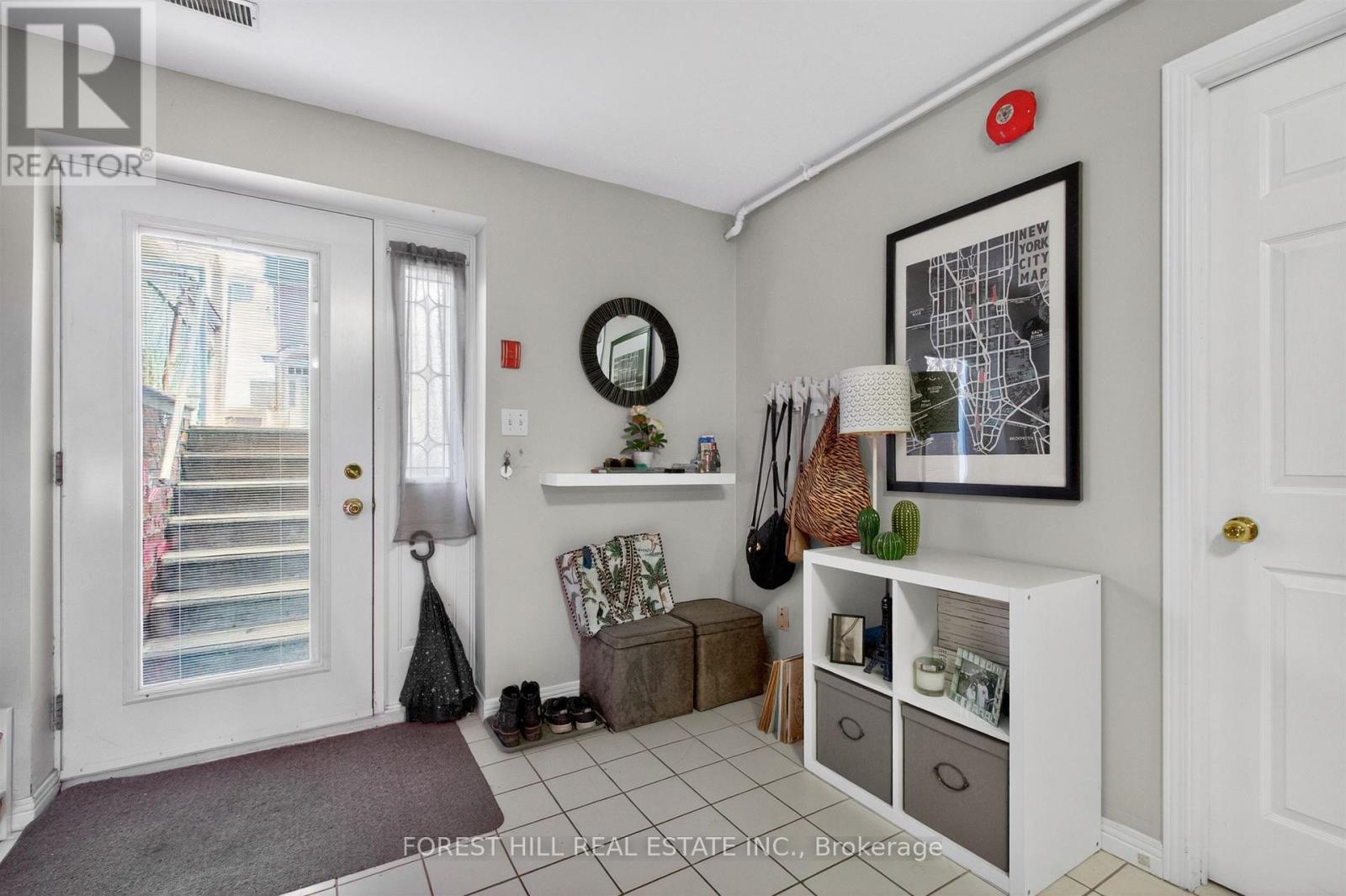 LOWER - 14 CONCORD AVENUE Toronto (Palmerston-Little Italy), ON M6H 2P1