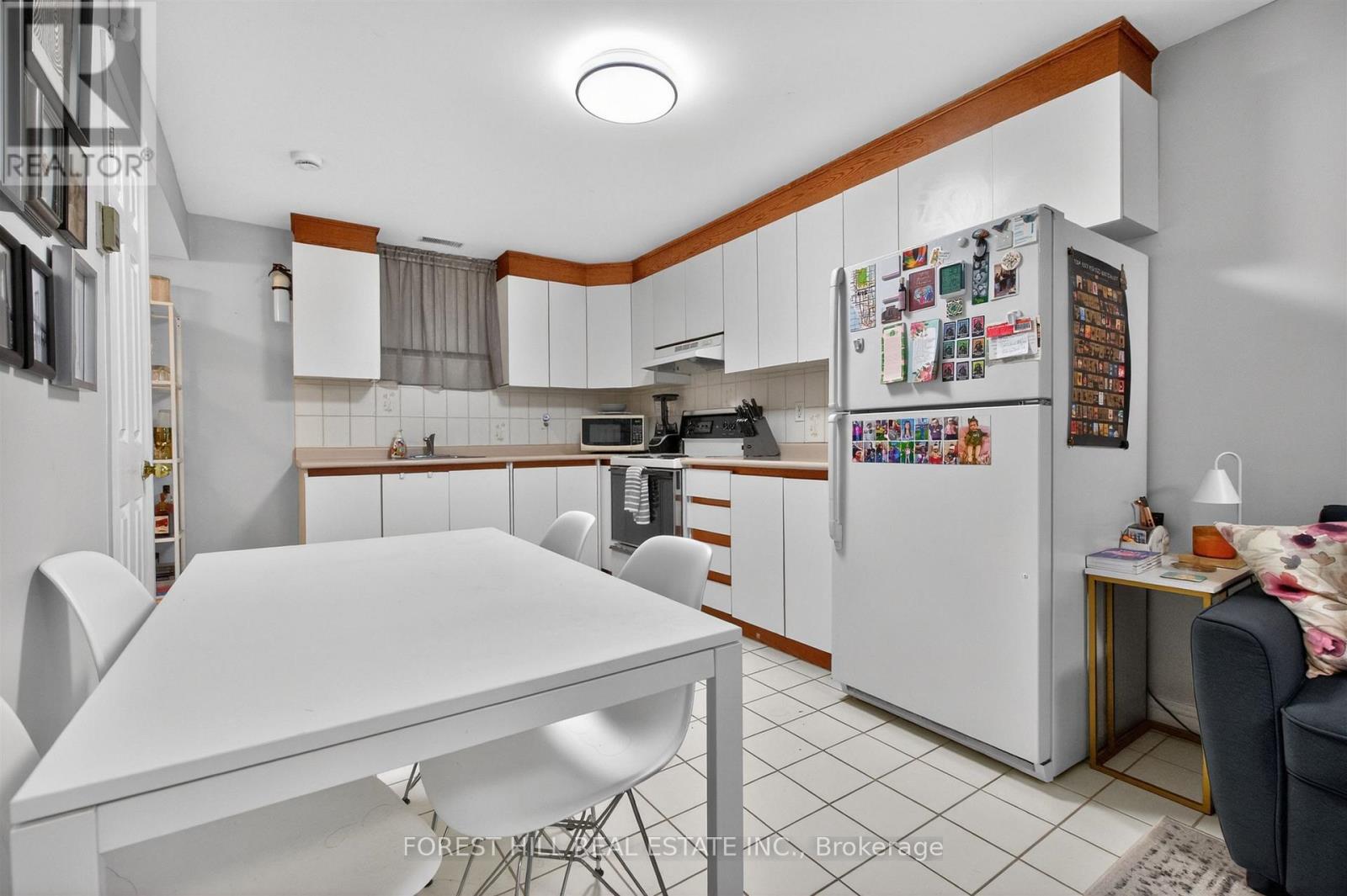 LOWER - 14 CONCORD AVENUE Toronto (Palmerston-Little Italy), ON M6H 2P1