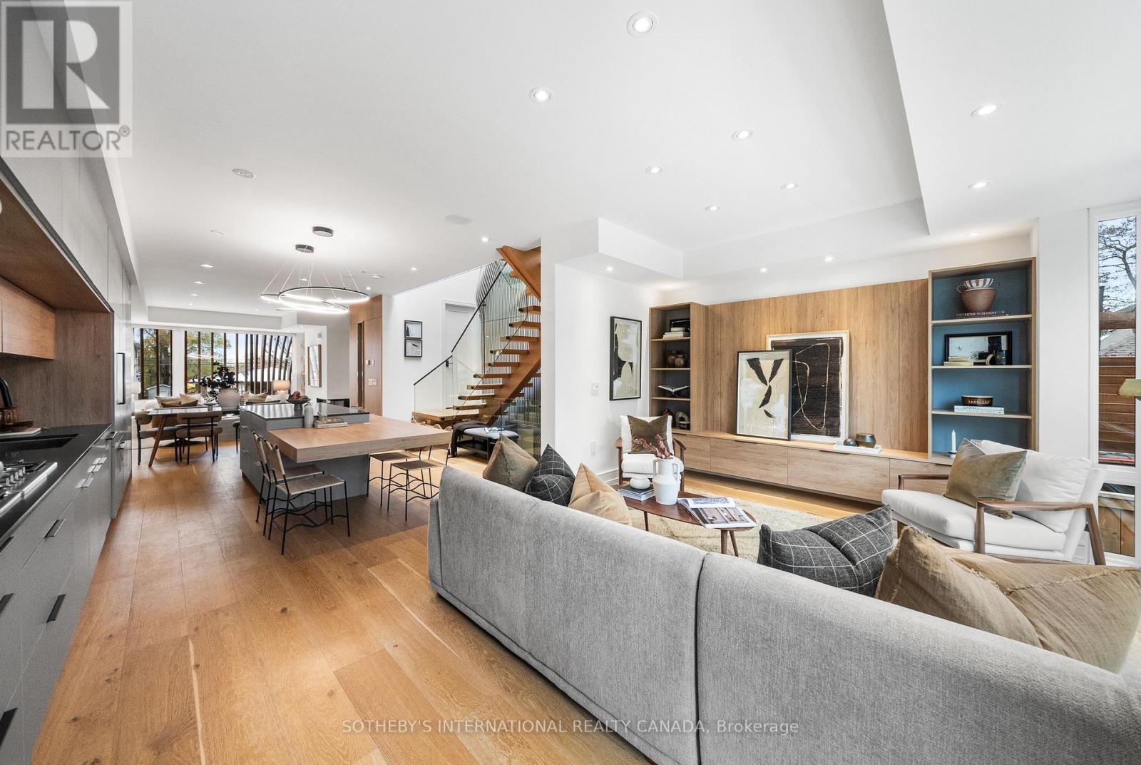 83 Virginia Avenue, Toronto, Ontario  M4C 2S8 - Photo 14 - E13037582