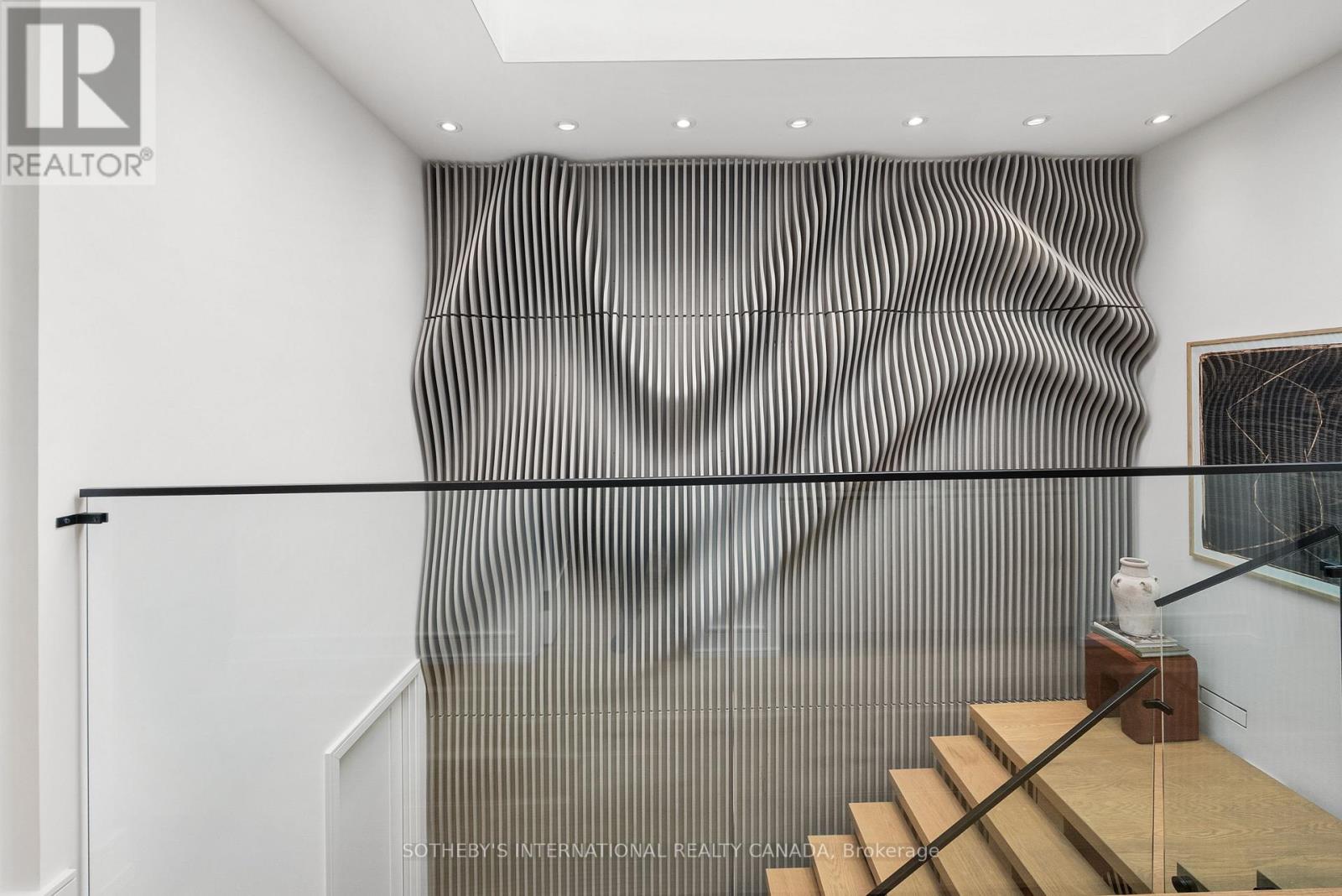 83 Virginia Avenue, Toronto, Ontario  M4C 2S8 - Photo 29 - E13037582