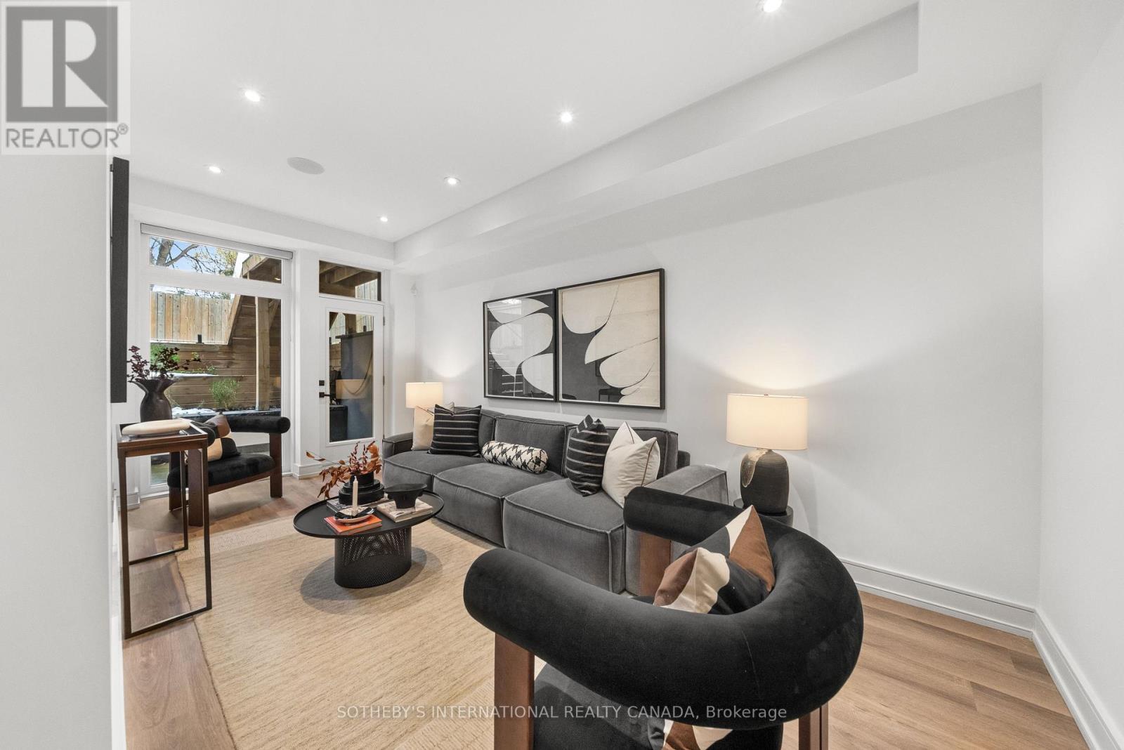 83 Virginia Avenue, Toronto, Ontario  M4C 2S8 - Photo 39 - E13037582