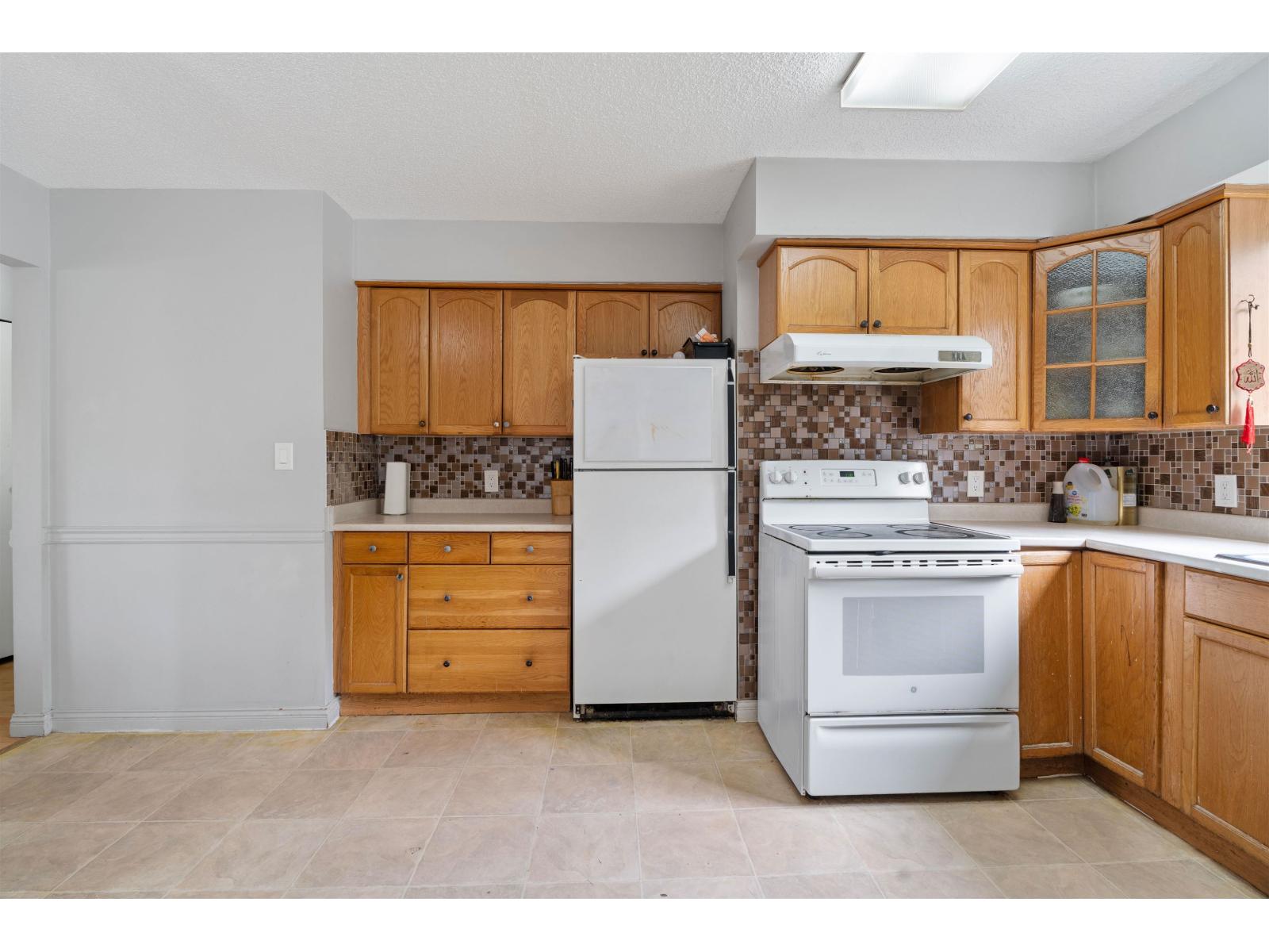 11516 Parkwood Place, Delta, British Columbia  V4C 7L1 - Photo 4 - R3114091