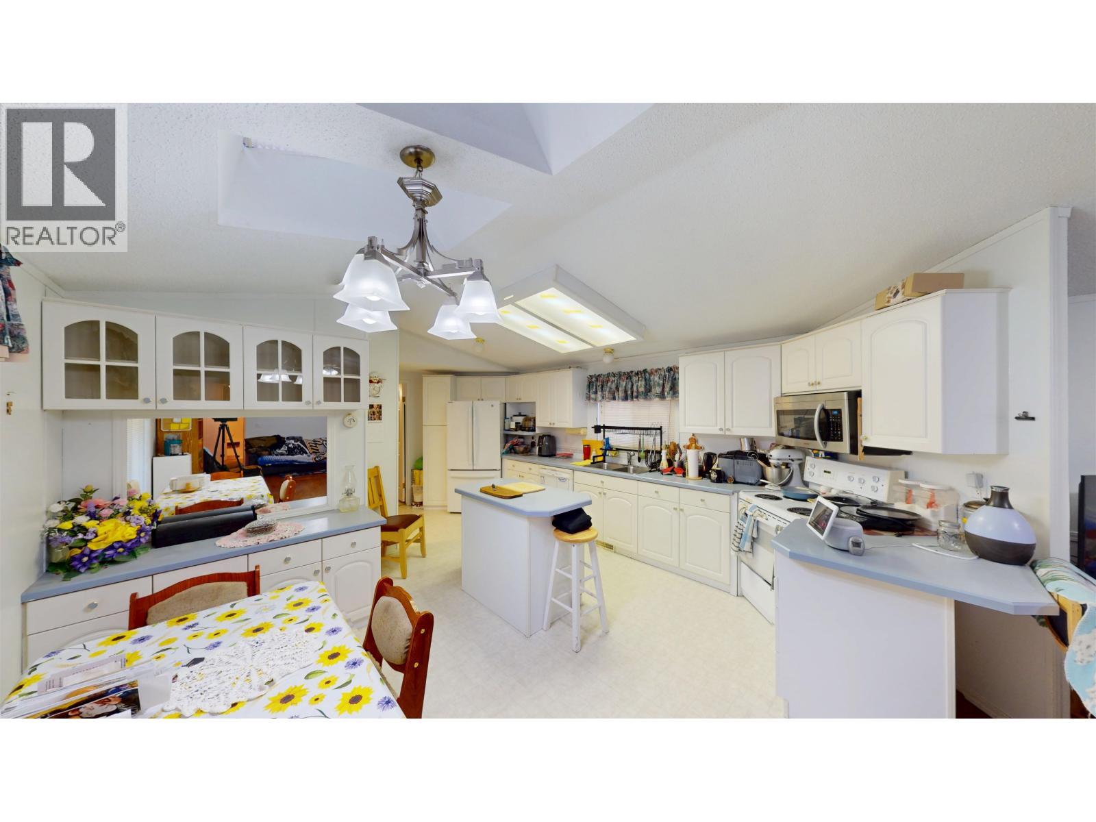 10055 99 Street, Taylor, British Columbia  V0C 2K0 - Photo 11 - R3068528