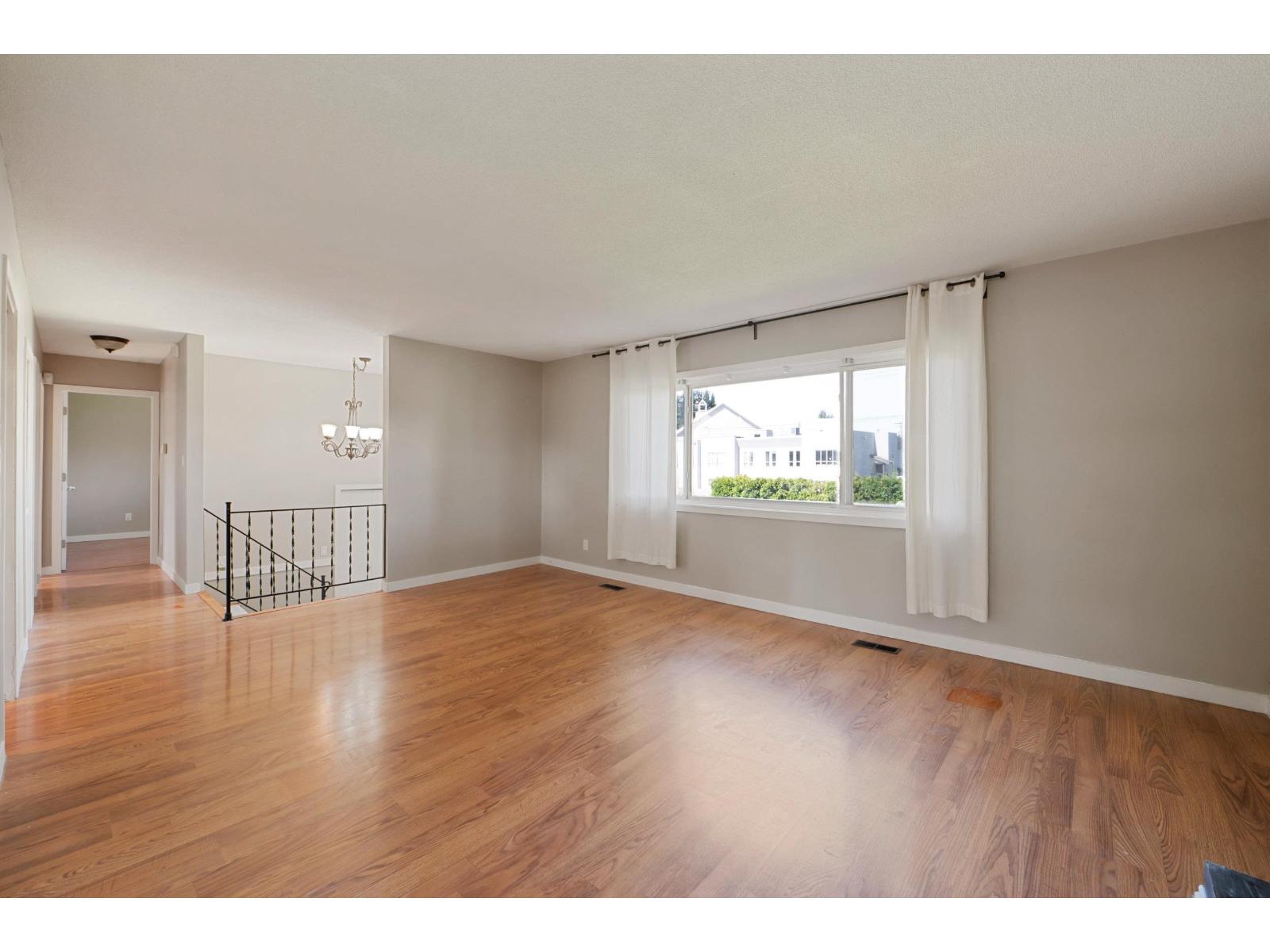 32446 Montgomery Avenue, Abbotsford, British Columbia  V2T 6A3 - Photo 9 - R3114687