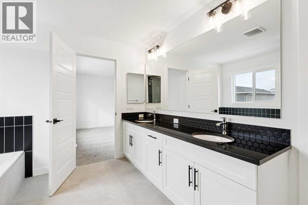 283 Dawson Wharf Rise, Chestermere, Alberta  T1X 2W2 - Photo 36 - A2287626