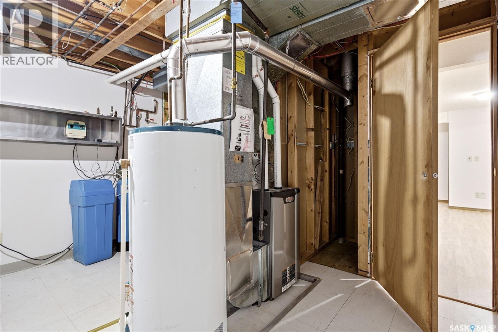 3150 Jenkins Drive, Regina, Saskatchewan  S0G 3Z0 - Photo 28 - SK033780