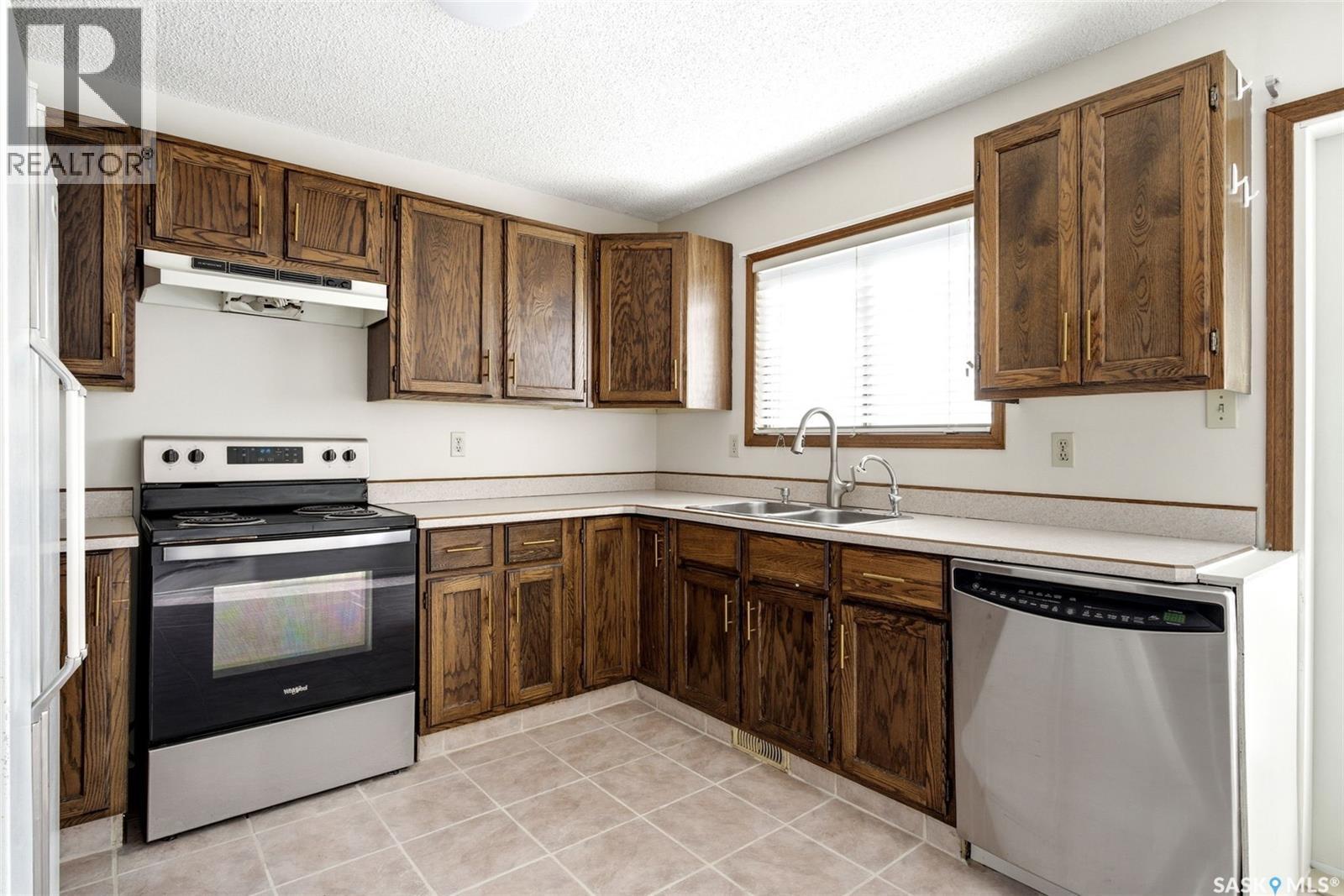 3150 Jenkins Drive, Regina, Saskatchewan  S0G 3Z0 - Photo 8 - SK033780