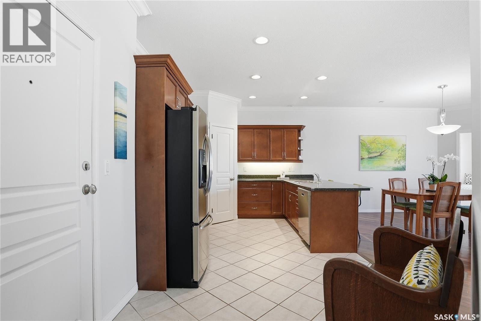 304 218 Heath Avenue, Saskatoon, Saskatchewan  S7S 0A1 - Photo 4 - SK033369