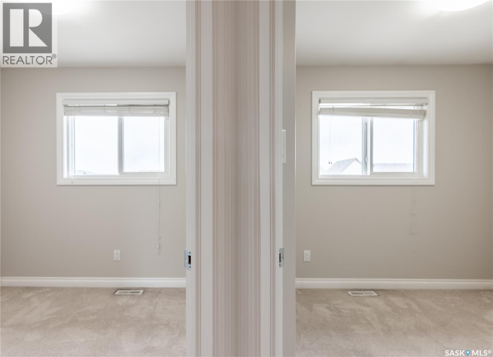 4372 James Hill Road, Regina, Saskatchewan  S4W 0R2 - Photo 16 - SK033701