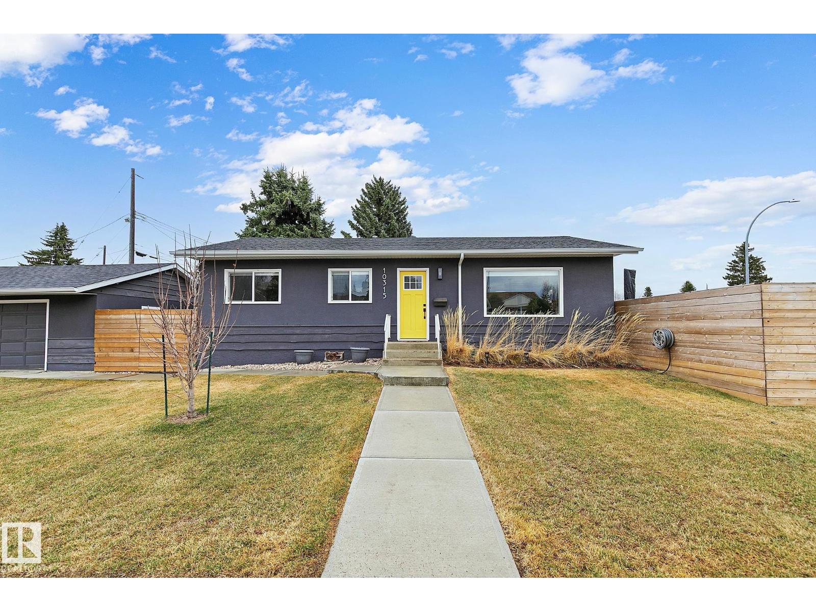 10315 47 St Nw, Edmonton, Alberta  T6A 1Z6 - Photo 1 - E4483848