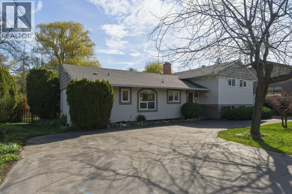 8203 Kalavista Drive, Coldstream, British Columbia  V1B 1K4 - Photo 25 - 10384045